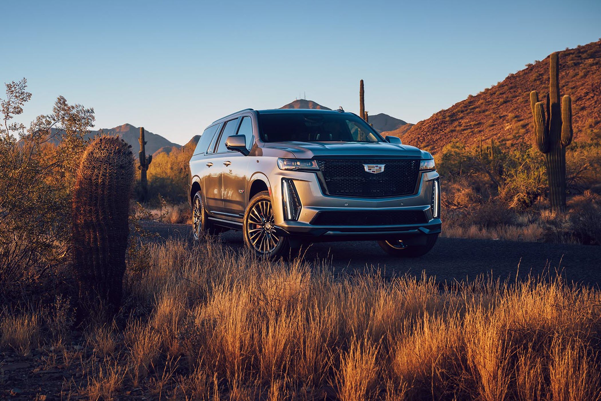 RE_2023-Cadillac-Escalade-V-in-desert-REL.jpg